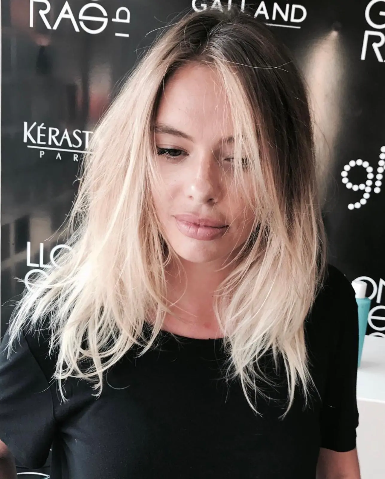 Platinum blonde textured mid-length cut
